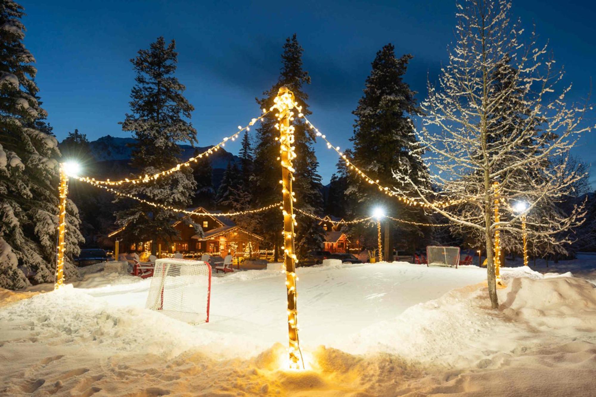 Baker Creek By Basecamp Hotell Lake Louise Exteriör bild